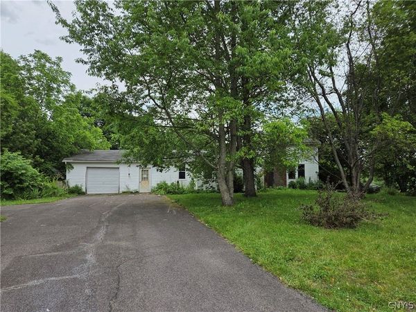 3348 County Route 176 , Oswego, NY 13126