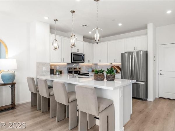 1955 Hydrangea Place, Las Vegas, NV 89106