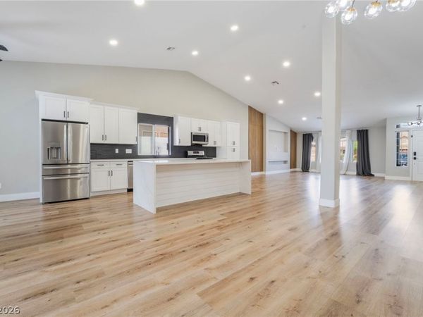 9171 W Viking Road, Las Vegas, NV 89147