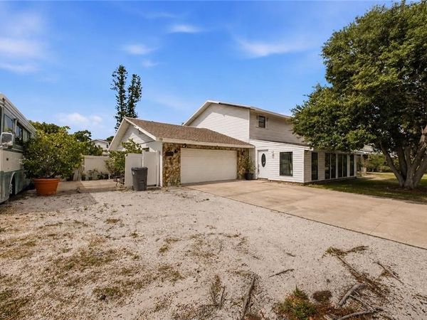 7418 16th AVE NW, BRADENTON, FL 34209
