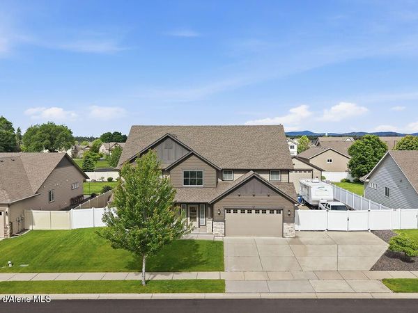2028 N Ivory LN , Post Falls, ID 83854