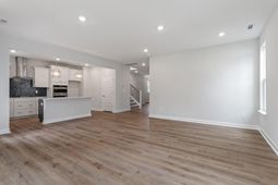 508 Crosswick Street photo 4