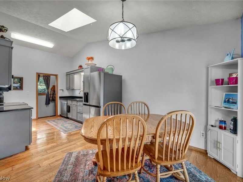 2608 Pine Oak Court, Niles, OH 44446 Photo 11