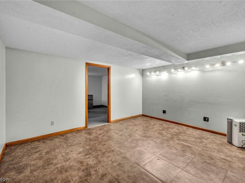 2608 Pine Oak Court, Niles, OH 44446 Photo 29