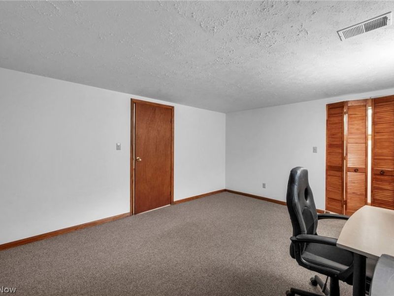 2608 Pine Oak Court, Niles, OH 44446 Photo 30