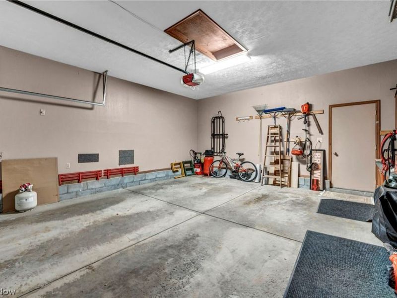 2608 Pine Oak Court, Niles, OH 44446 Photo 34