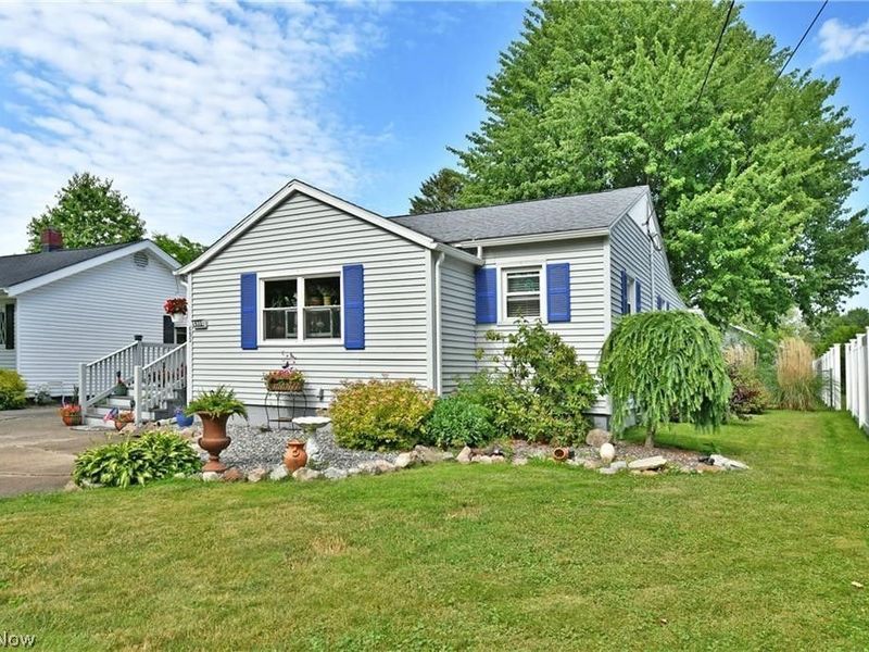 632 Chestnut Street, Conneaut, OH 44030 Photo 4