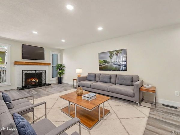 2740 S Kenton Court, Aurora, CO 80014