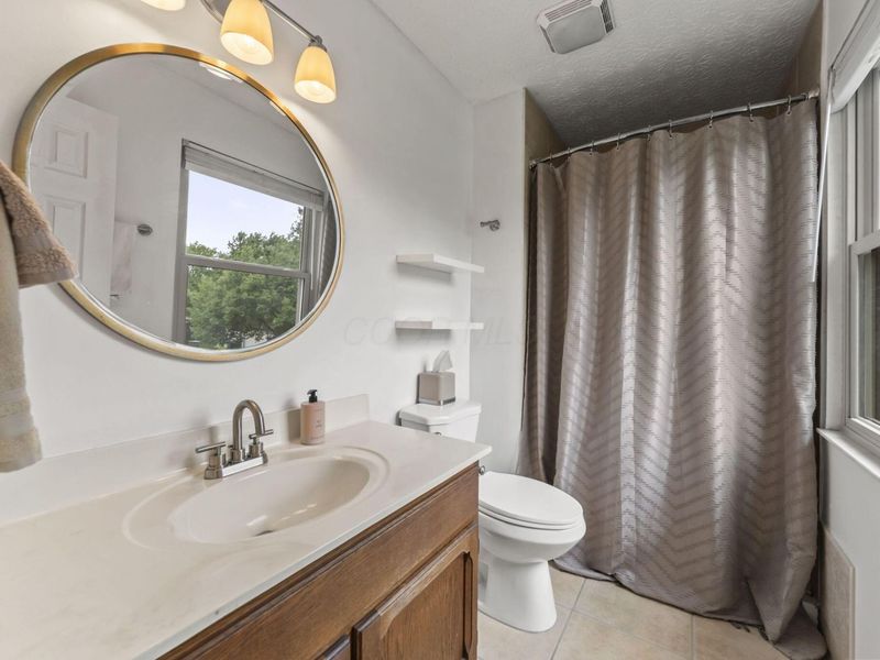 3688 Carnforth Drive, Columbus, OH 43221 Photo 23