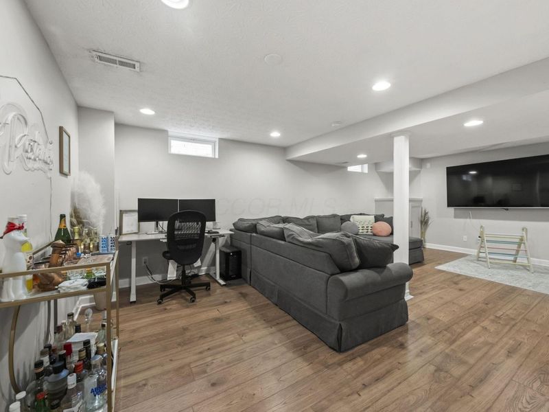 3688 Carnforth Drive, Columbus, OH 43221 Photo 32