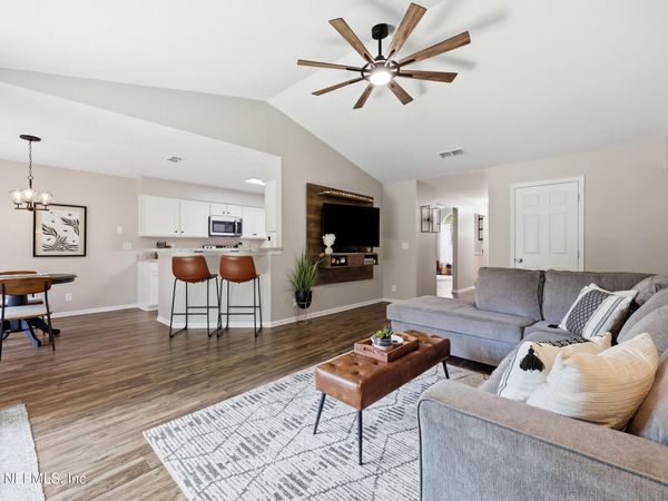 12620 BARNSBURY Court, Jacksonville, FL 32246