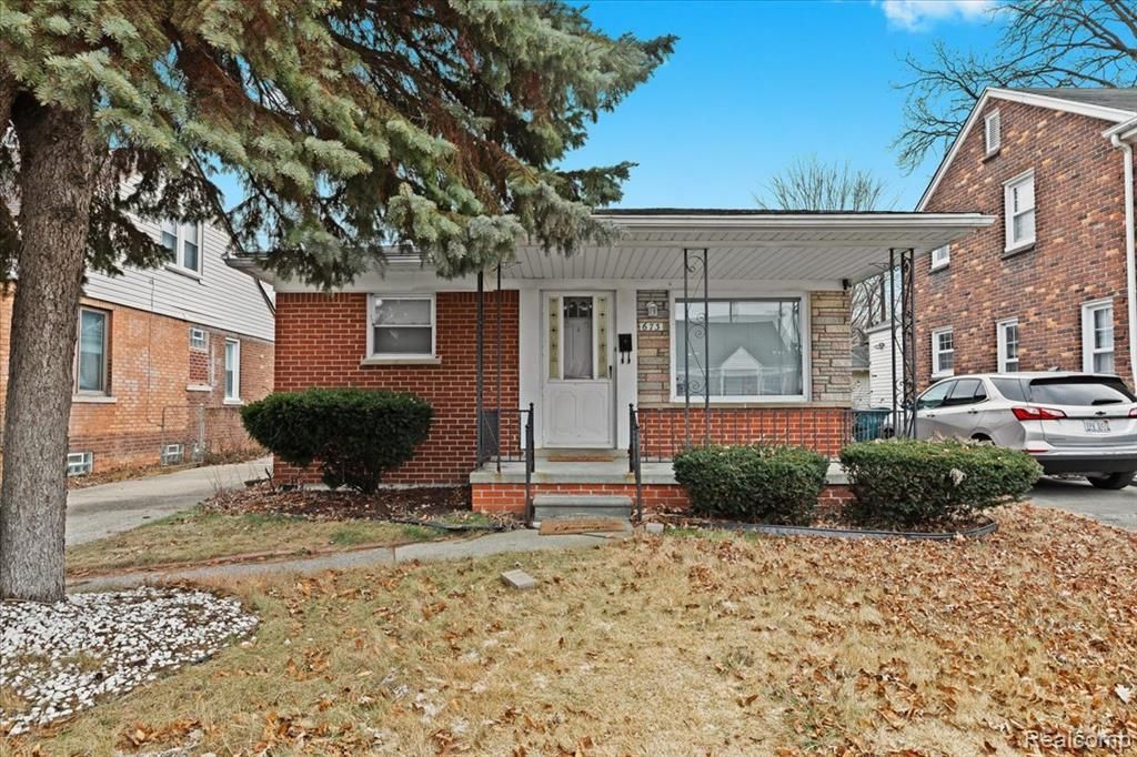 673 Winchester Avenue, Lincoln Park, MI 48146 Main Photo