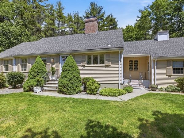 203 E Riding Drive, Carlisle, MA 01741