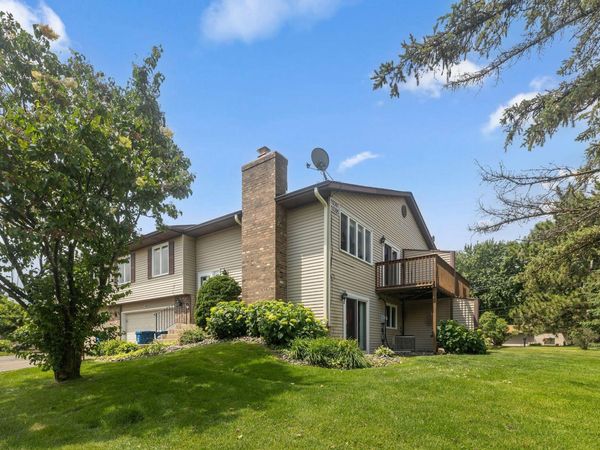 10397 Balsam Lane, Eden Prairie, MN 55347