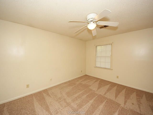 115 Roberta Drive Photo 11
