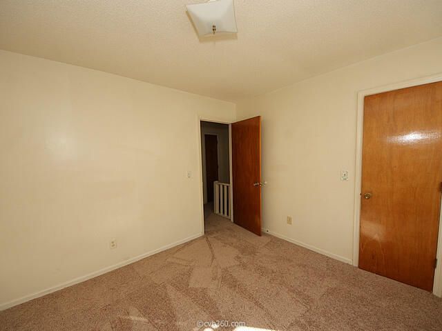 115 Roberta Drive Photo 8
