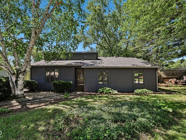 4037 Hillendale Drive , Greenwood, IN 46142