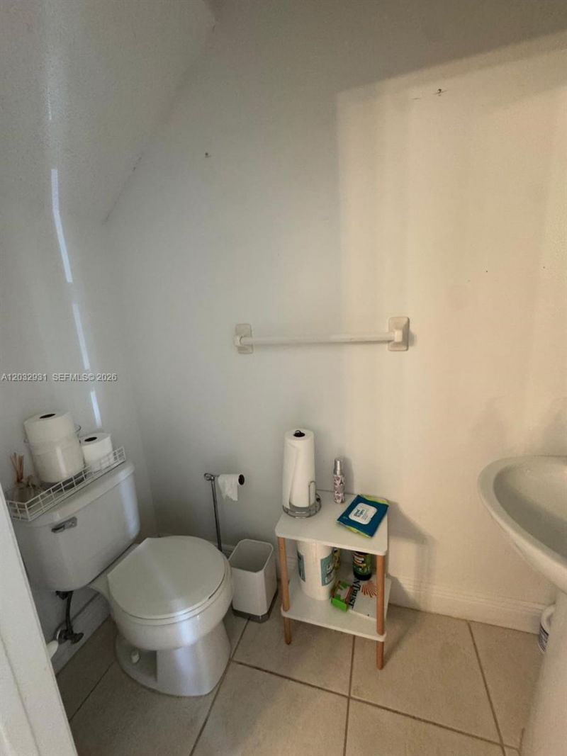16682 Hemingway Dr , Weston, FL 33326 Photo