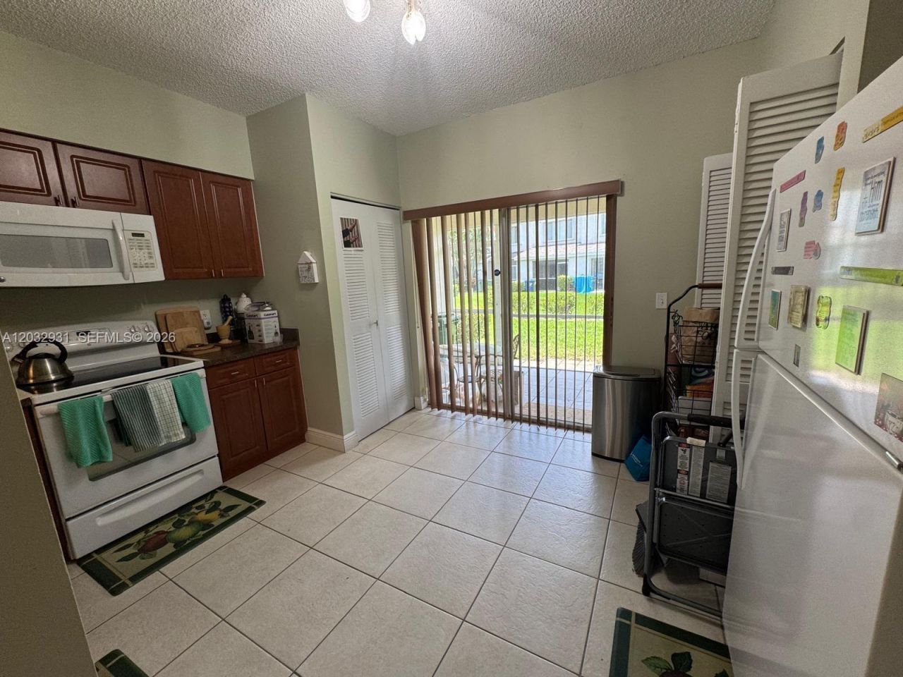 16682 Hemingway Dr , Weston, FL 33326 Photo