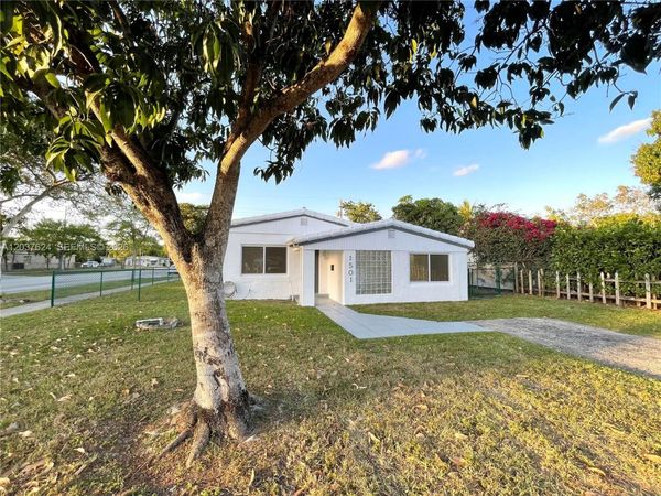 1501 NE 173rd St , North Miami Beach, FL 33162