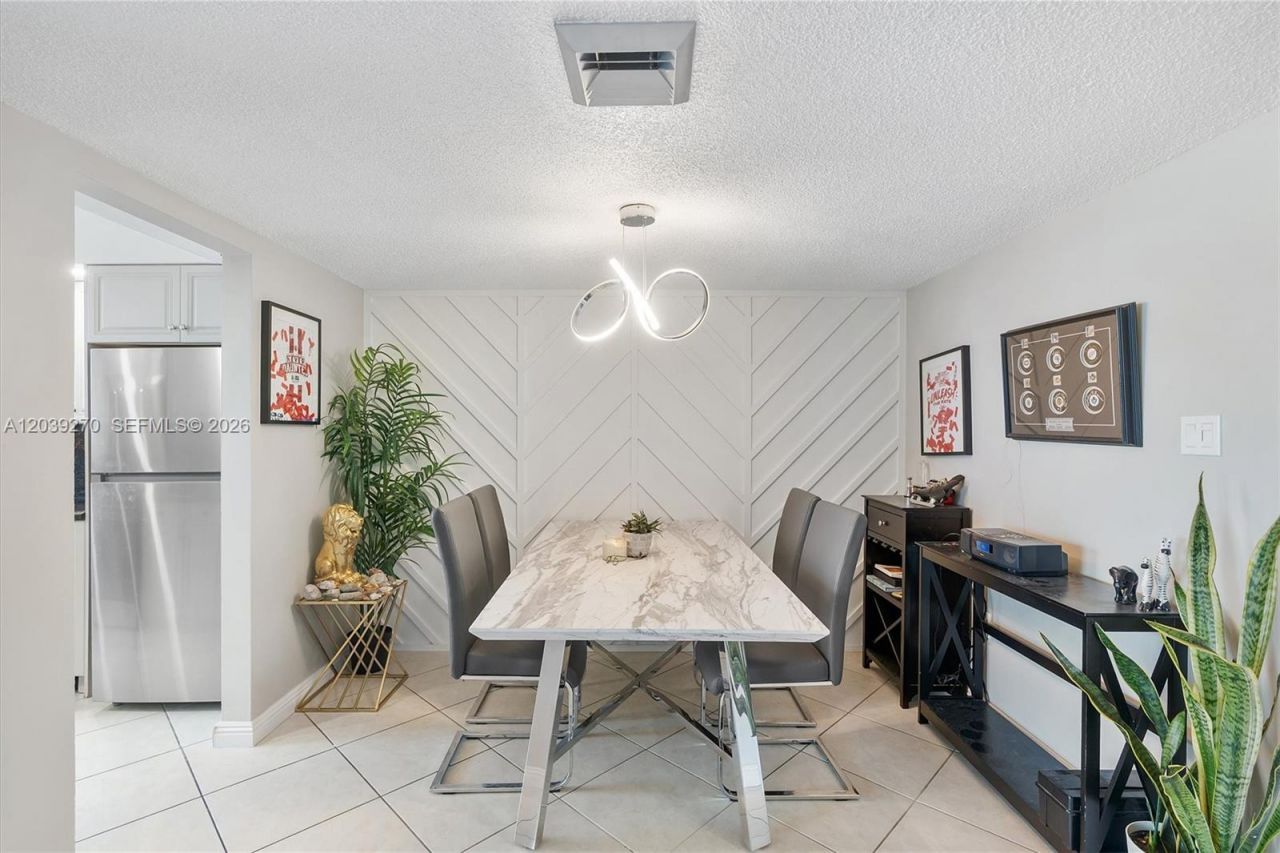 18031 Biscayne Blvd, Unit 1401, Aventura, FL 33160 Photo