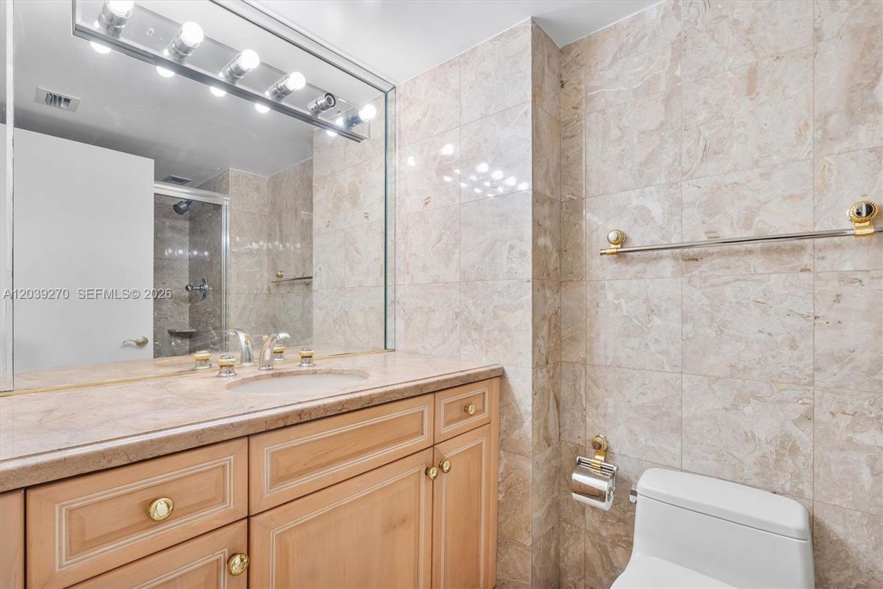 18031 Biscayne Blvd, Unit 1401, Aventura, FL 33160 Photo