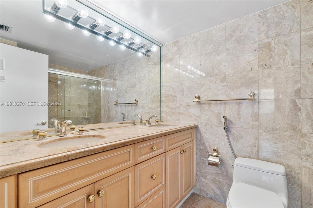 18031 Biscayne Blvd, Unit 1401, Aventura, FL 33160 Photo