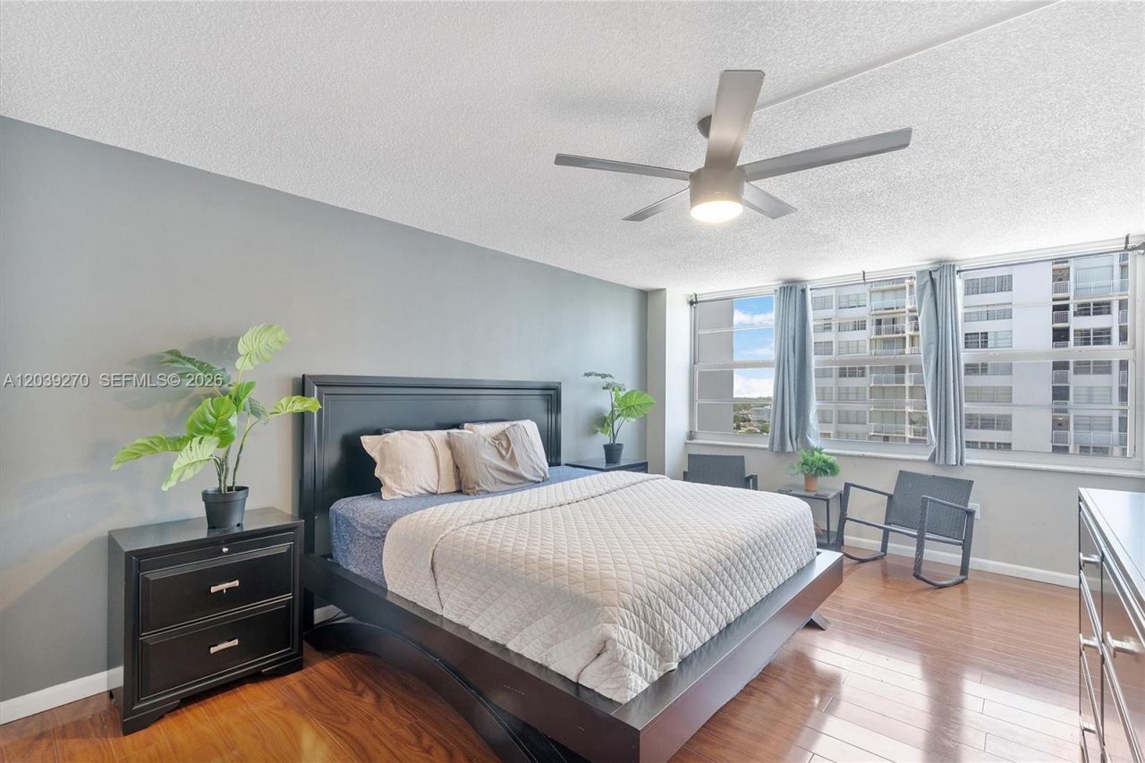 18031 Biscayne Blvd, Unit 1401, Aventura, FL 33160 Photo