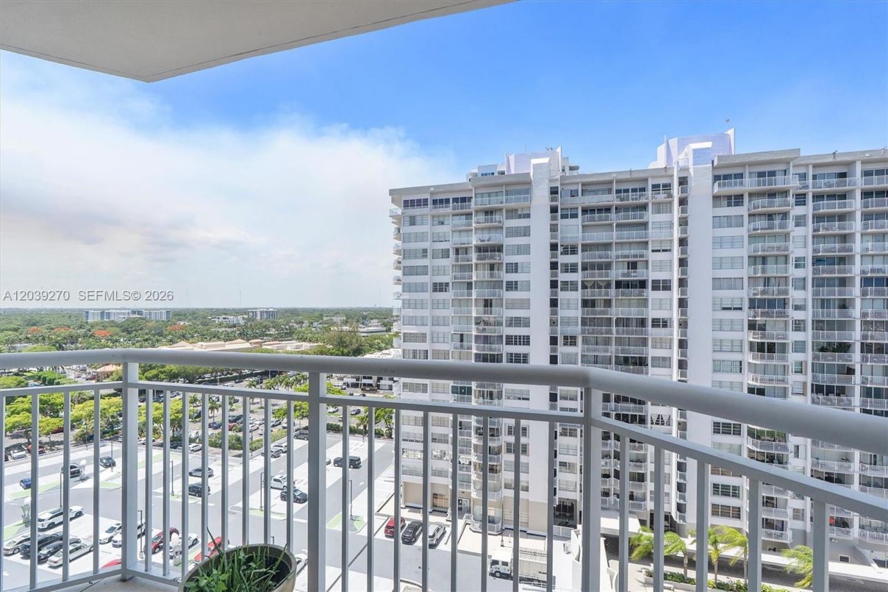 18031 Biscayne Blvd, Unit 1401, Aventura, FL 33160 Photo