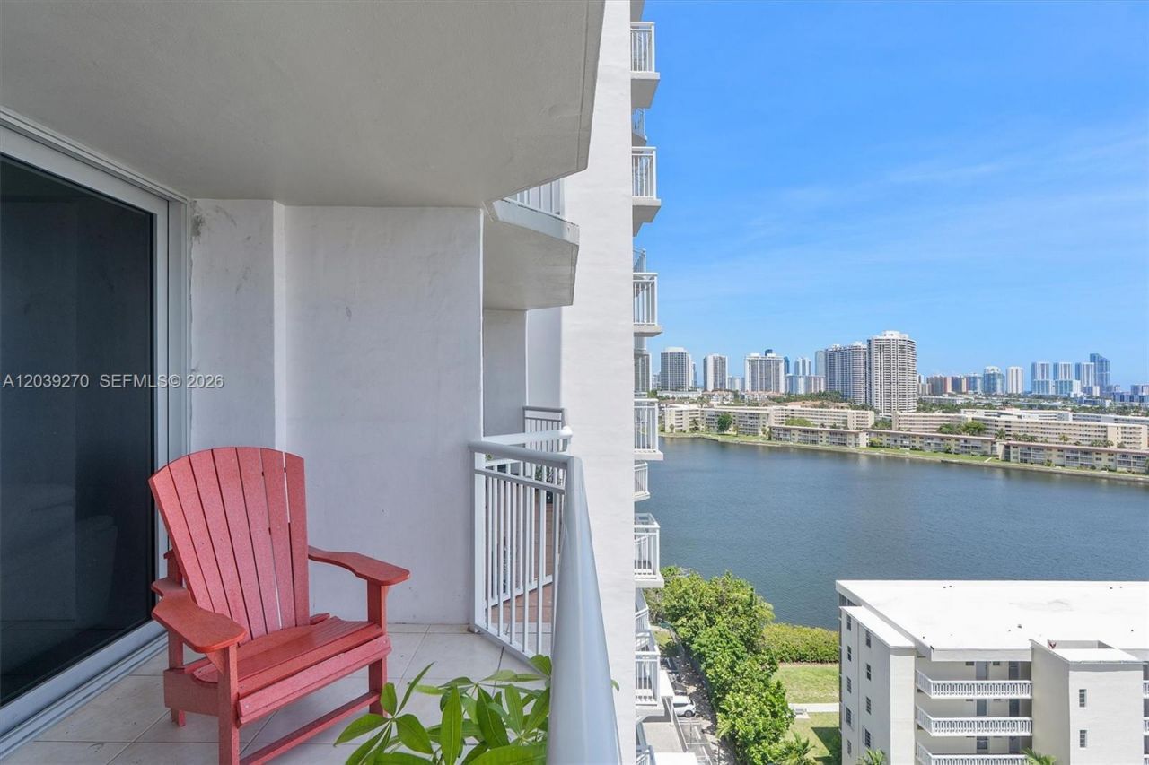 18031 Biscayne Blvd, Unit 1401, Aventura, FL 33160 Photo