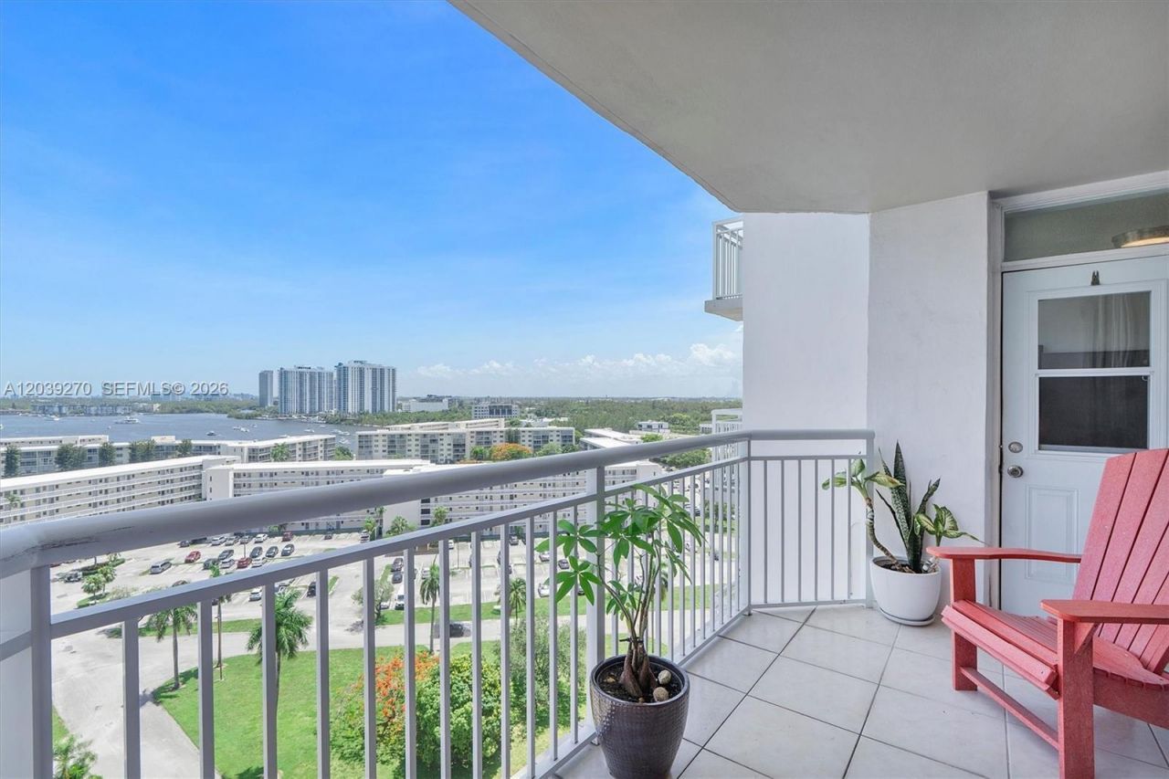18031 Biscayne Blvd, Unit 1401, Aventura, FL 33160 Photo