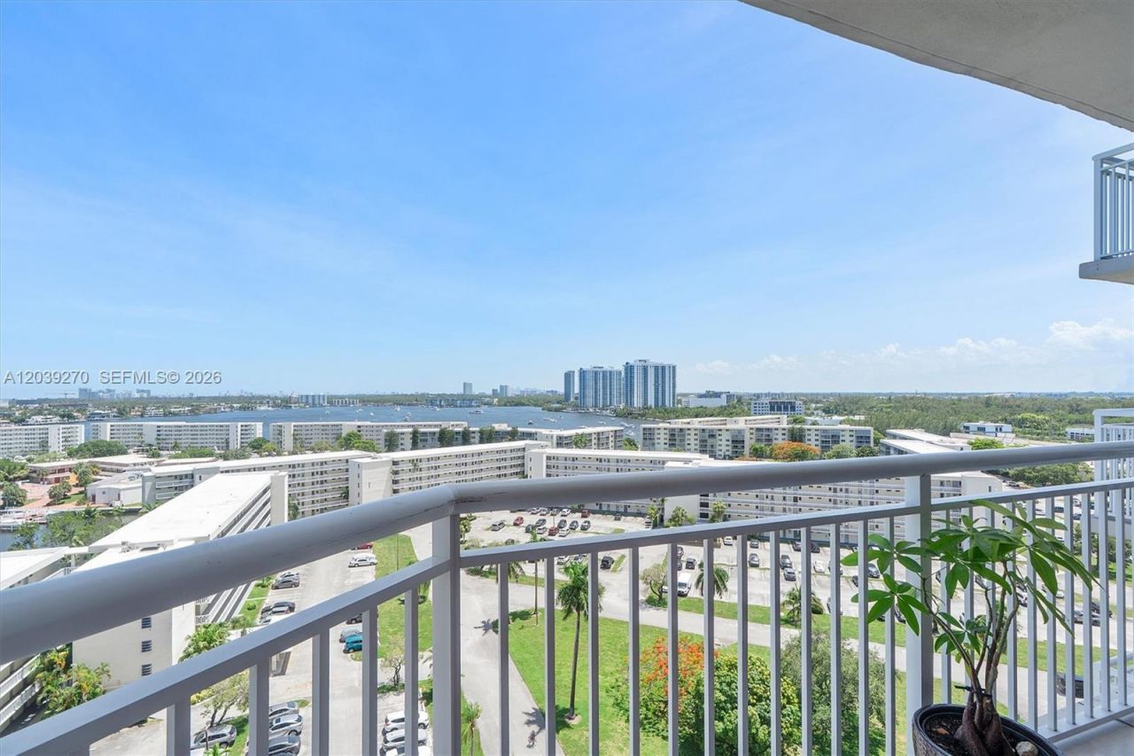 18031 Biscayne Blvd, Unit 1401, Aventura, FL 33160 Photo