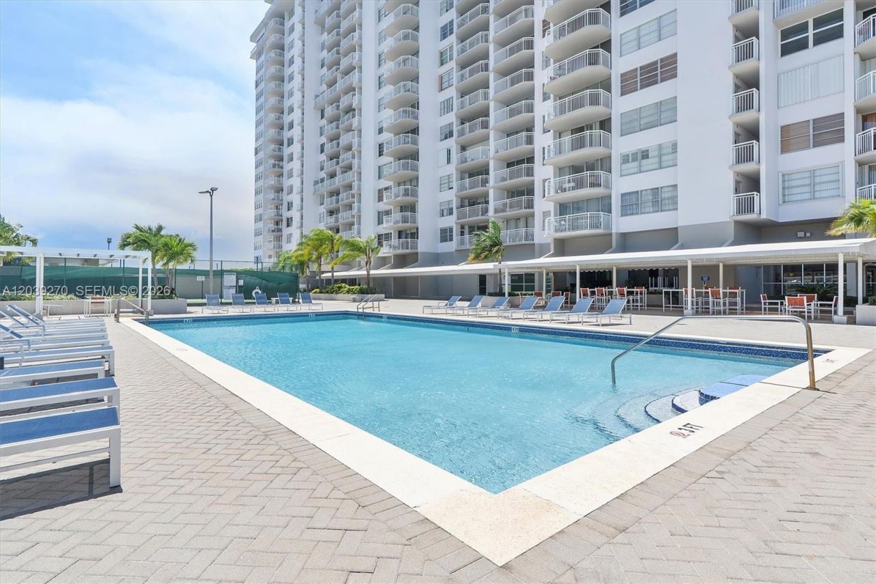 18031 Biscayne Blvd, Unit 1401, Aventura, FL 33160 Photo