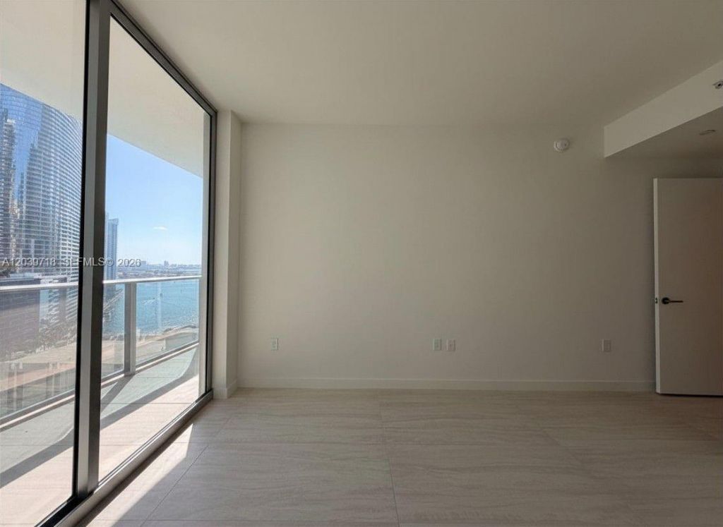 77 SE 5th St, Unit 1903, Miami, FL 33131 Photo