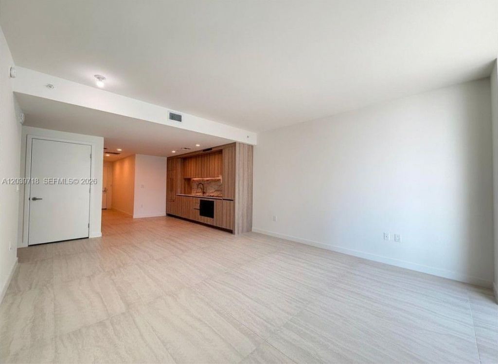 77 SE 5th St, Unit 1903, Miami, FL 33131 Photo