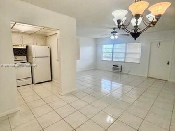 202 Mansfield , Unit E, Boca Raton, FL 33434