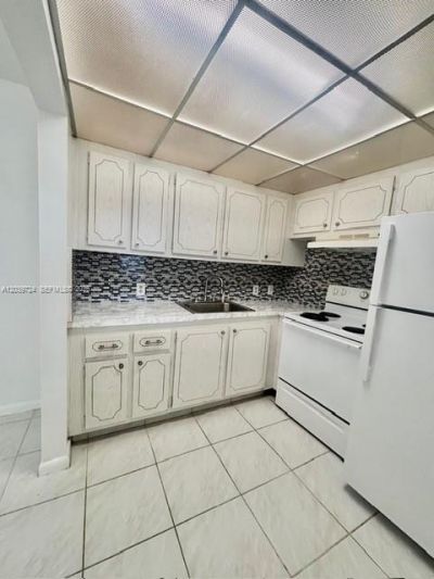 202 Mansfield , Unit E, Boca Raton, FL 33434 Photo