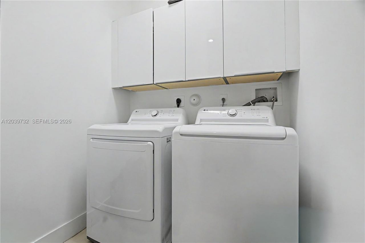 10260 NW 63rd Ter , Unit 203, Miami, FL 33178 Photo