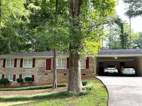 866 Killian Hill Road SW, Lilburn, GA 30047