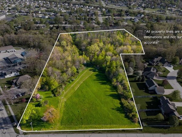 2756 CONTINENTAL DRIVE, Green Bay, WI 54311