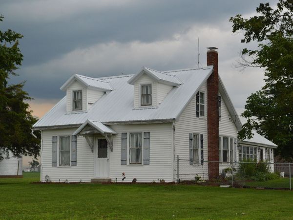 2470 94 Highway N, Golden, IL 62339