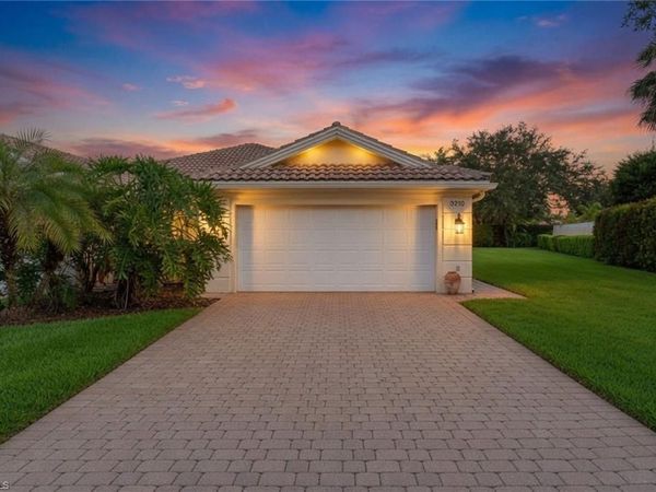 3210 Barbados LN , NAPLES, FL 34119