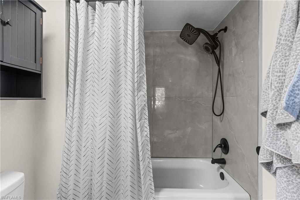8225 Ibis Club Dr, Unit 204, Naples, FL 34104 Photo