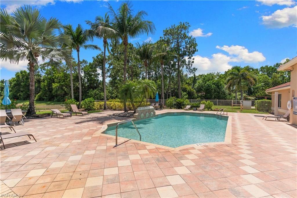 8225 Ibis Club Dr, Unit 204, Naples, FL 34104 Photo