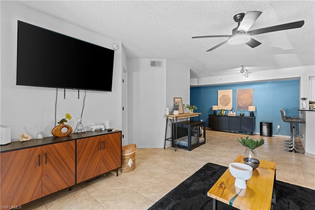 8225 Ibis Club Dr, Unit 204, Naples, FL 34104 Photo