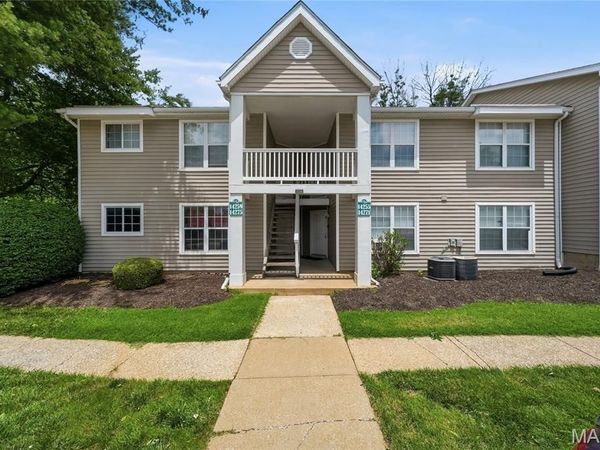 14255 Riverfront Drive, Florissant, MO 63034
