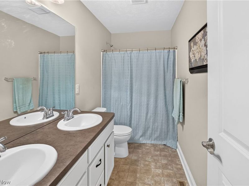 20296 Ennis Drive, Strongsville, OH 44149 Photo 22