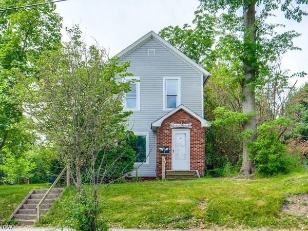 340 Crosby Street , Akron, OH 44303
