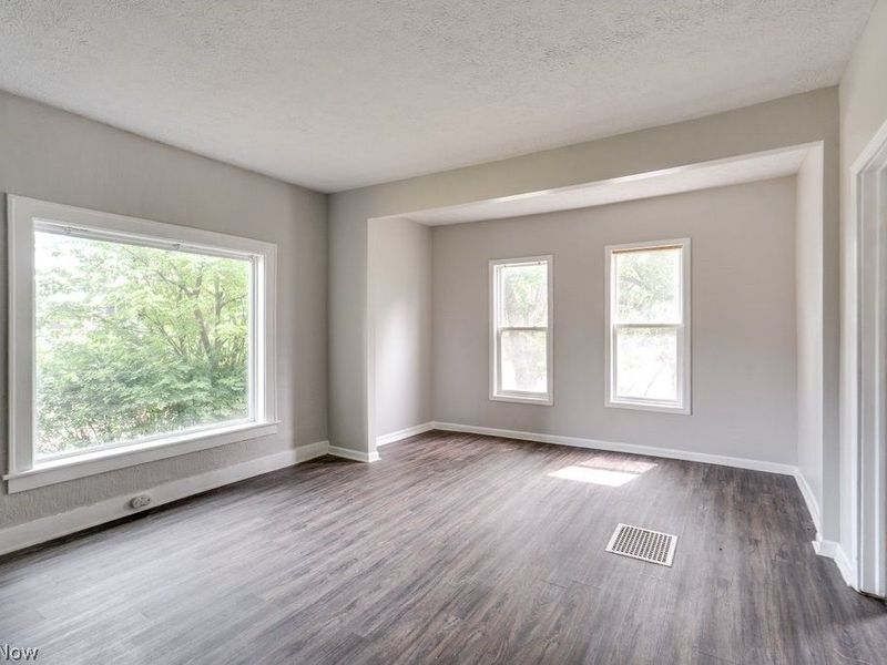 340 Crosby Street, Akron, OH 44303 Photo 14