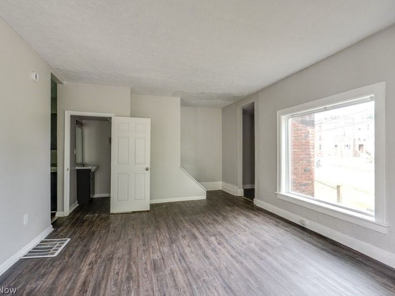 340 Crosby Street, Akron, OH 44303 Photo 16